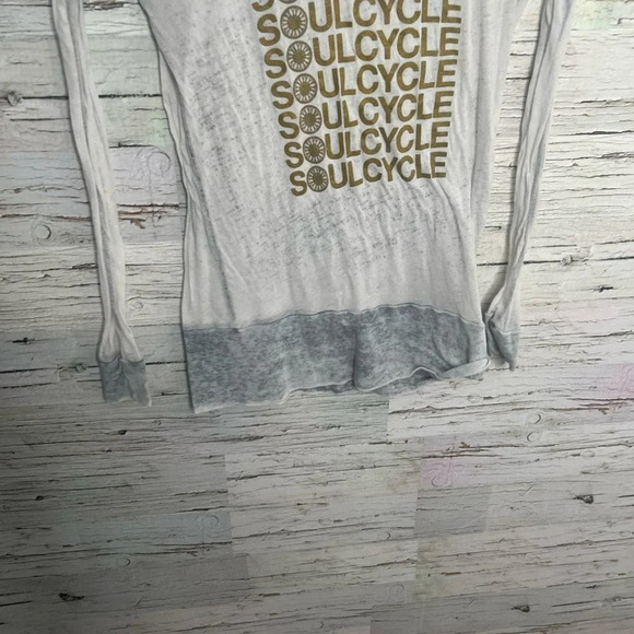 Soulcycle long sleeve size medium gray - Picture 2 of 8